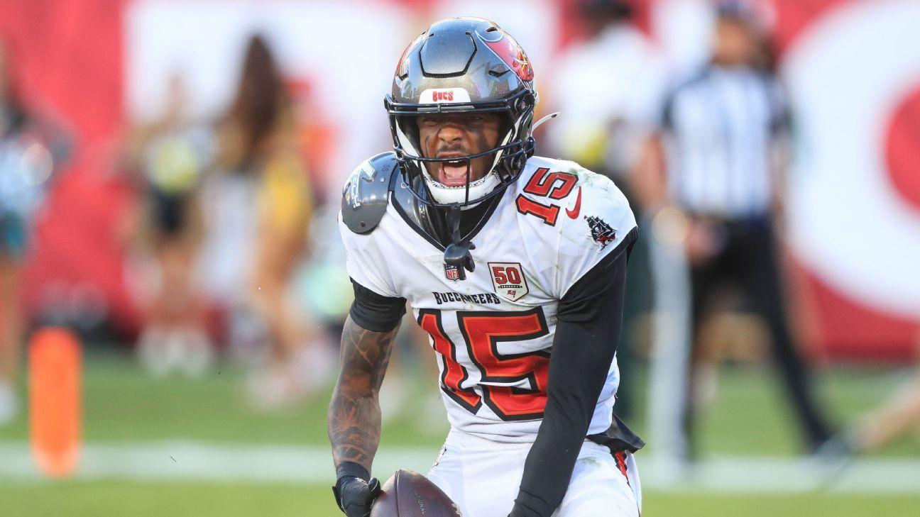 Last-minute pickups for Week 8: Bucs duo Tez Johnson, Cade Otton among top optio...