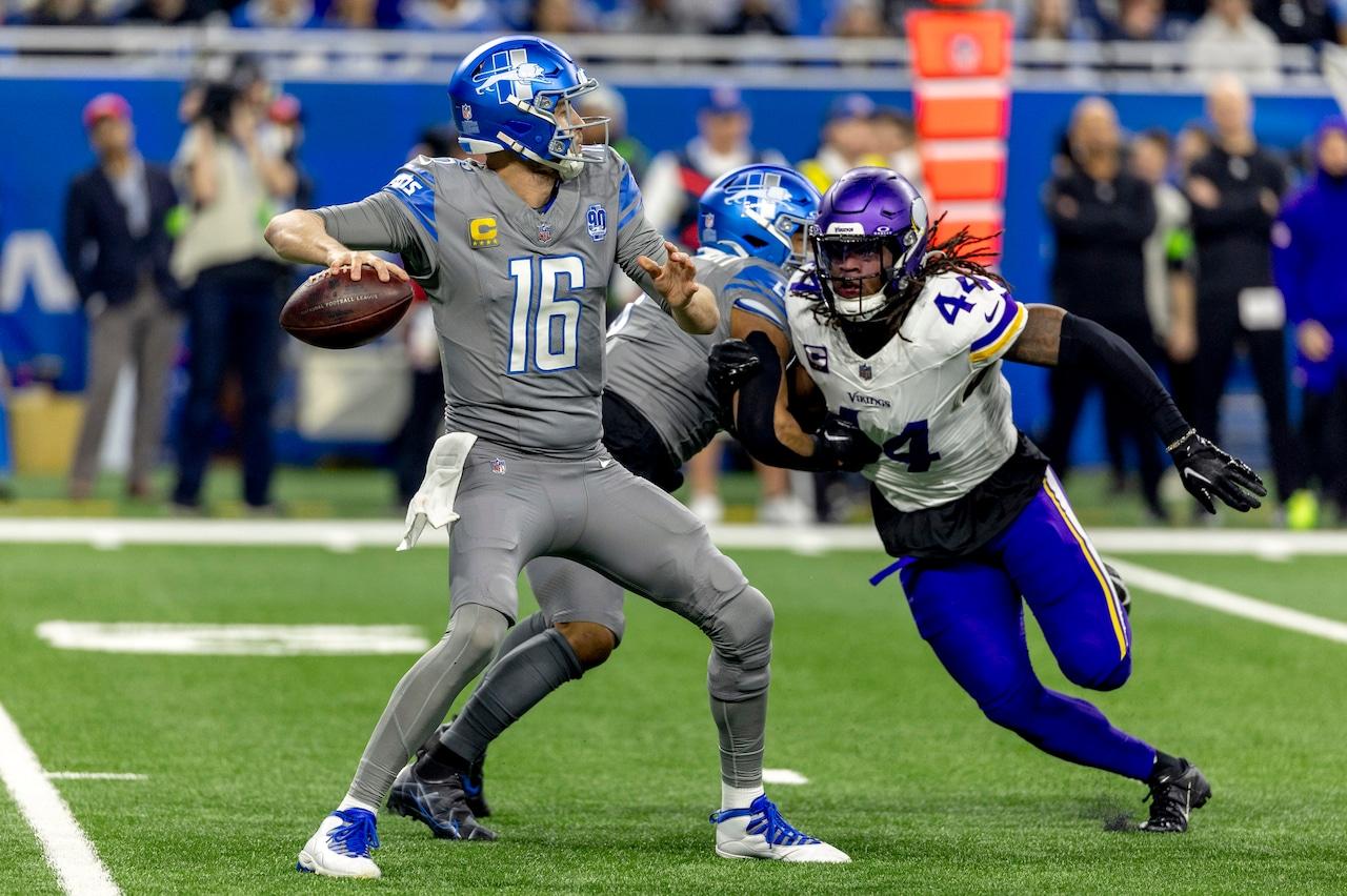 Former Vikings City Captain All-Michigan All-Conference Safety on Injury Reserve -