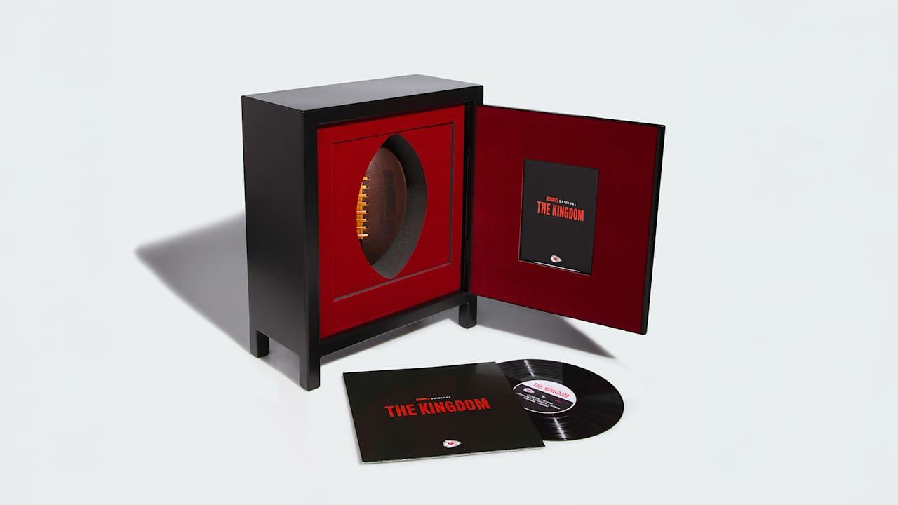 Cover sweepstakes to give limited decreases cover to enter the Kingdom Kit and Char Chair